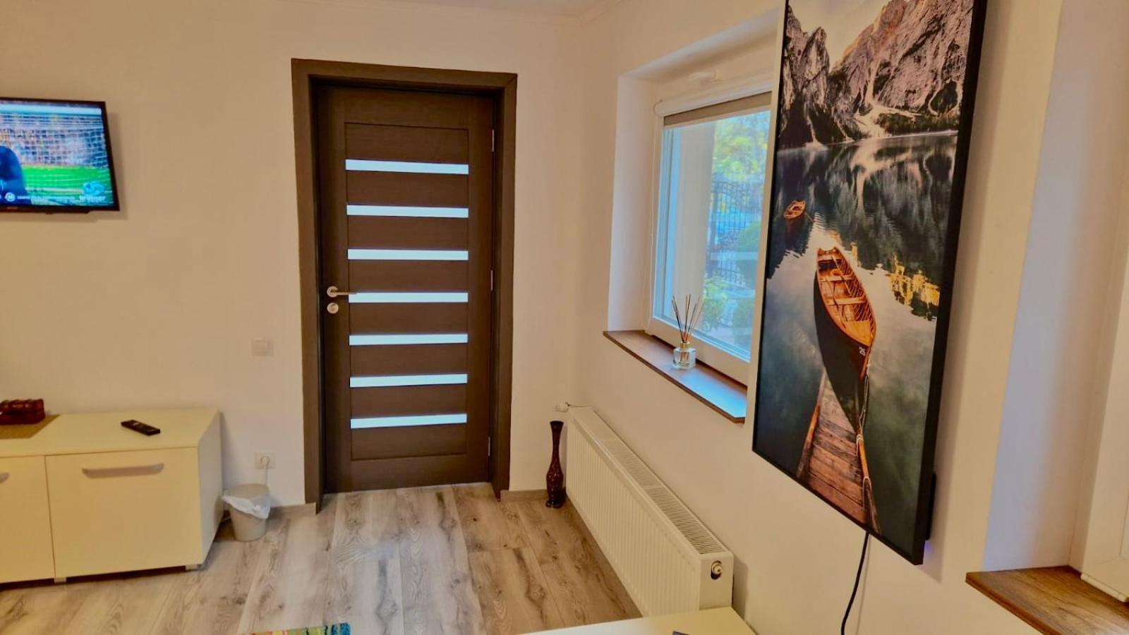 Hotel Casa Teo Buzău Esterno foto